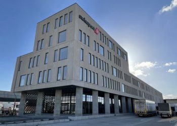 La CE propone una ayuda de 3,7 millones de euros para 1.500 trabajadores aeroportuarios de Bélgica