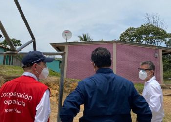 Hispasat proporciona gratuitamente conectividad y teleeducación por satélite a escuelas y pueblos de Honduras