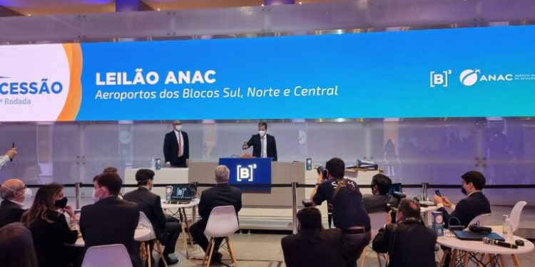 Subasta de los aeropuertos de Brasil
