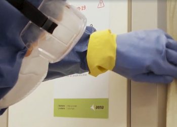 España cuenta con una veintena de aeropuertos seguros para empleados y pasajeros