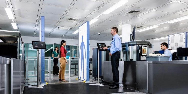 Escáneres de Rohde & Schwarz en Heathrow