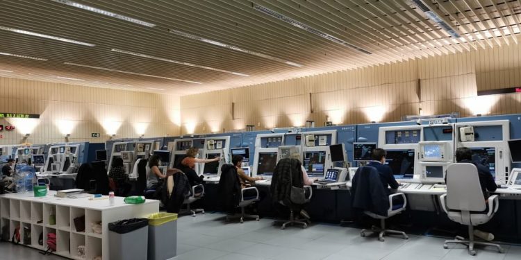 Enaire incorpora una nueva versión avanzada del sistema de control de tráfico aéreo