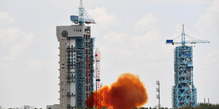 Lanzamiento de satélites chinos