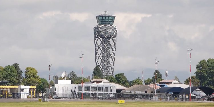 Rohde & Schwarz instalará sistemas Certium VCS en 36 aeropuertos colombianos