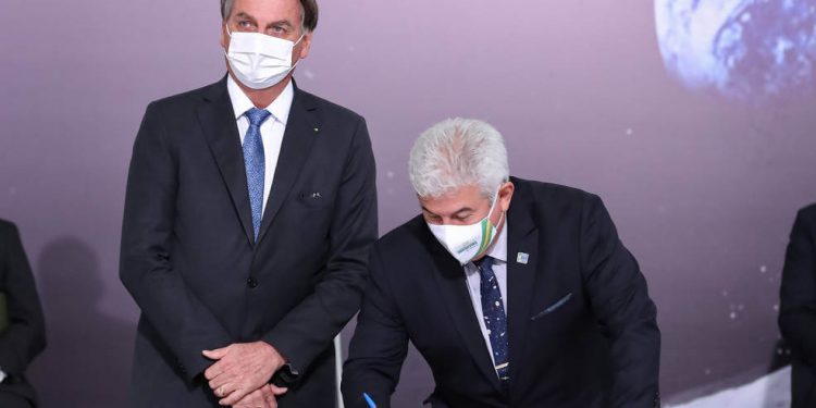 Brasil firma los Acuerdos Artemisa de la Nasa