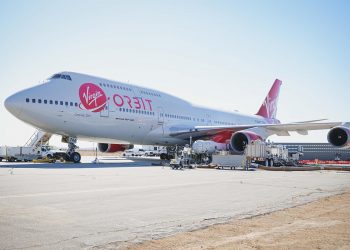 Cosmic Girl de Virgin Orbit