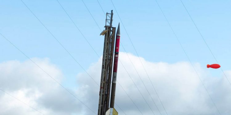 La Nasa lanzó al espacio 40 experimentos de estudiantes en un cohete suborbital