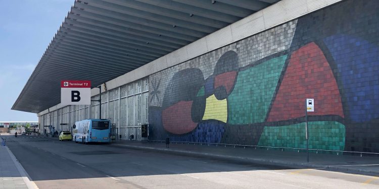 Reapertura de la T2 de El Prat