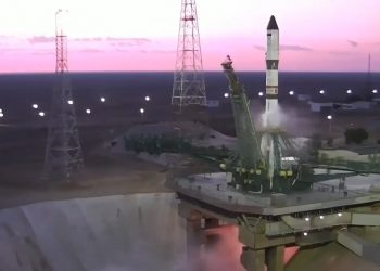 Lanzada hacia la ISS la nave rusa de carga Progress MS-17