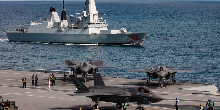 Airbus proporcionará servicios de vigilancia marítima por satélite para la Marina británica