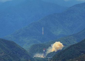 China lanzó un nuevo grupo de satélites de teledetección