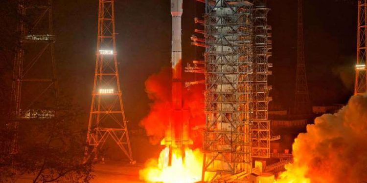 China lanzó un nuevo satélite meteorológico, el Fengyun-4B