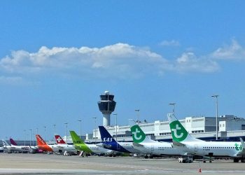 Bruselas modifica las reglas de reducción de slots para las aerolíneas