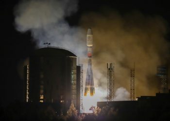 Arianespace lanza satélites de Oneweb