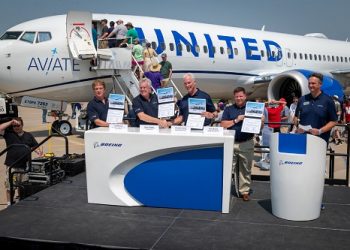 Boeing colaborará en la formación de los futuros pilotos de United