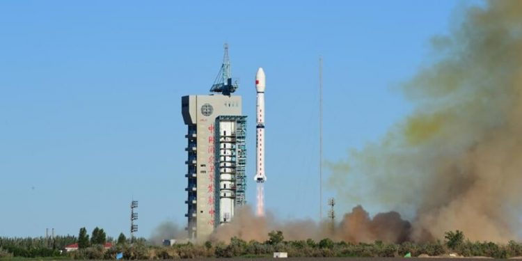 China lanza el nuevo satélite meteorológico Fengyun-3E