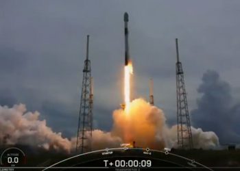 SpaceX lanzó su misión Transporter-2 con 85 naves comerciales y tres satélites Starlink