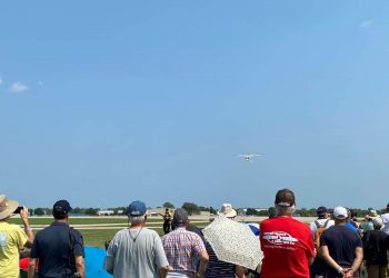 Primer vuelo de prueba tripulado de Volocopter 2X en EEUU