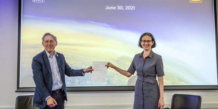 Rolls-Royce y Shell avanzarán juntas en el uso de combustible de aviación sostenible