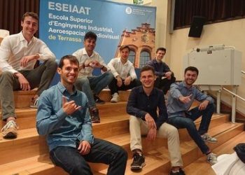 Universitarios catalanes desarrollan un nuevo sistema de propulsión eléctrica para satélites