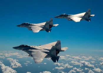 Boeing presenta el avión F-15 de Qatar