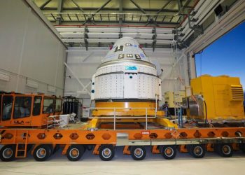 El Starliner regresó a la fábrica para buscar solución al problema de sus válvulas