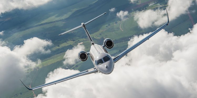 Embraer amplía la red de servicios para aviones comerciales en EEUU