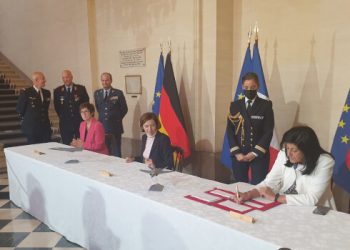 España firma en París el Acuerdo de Implementación número 3 del Proyecto NGWS/FCAS