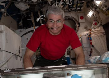 Amplían seis meses más la estancia de dos de los astronautas de la ISS