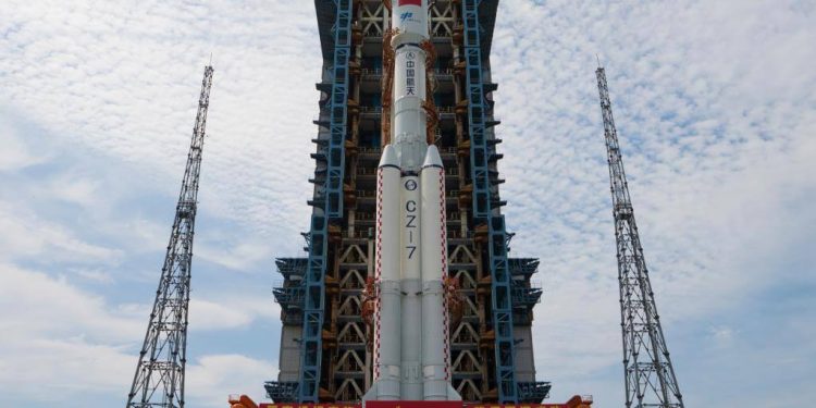 China se dispone a lanzar la nave de carga Tianzhou-3 hacia su estación espacial