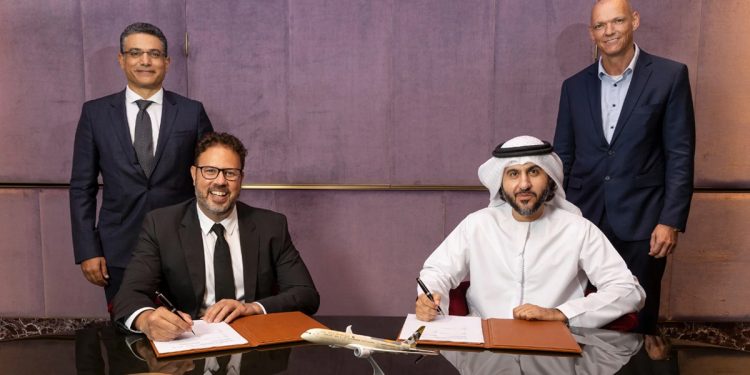 Etihad Airways introducirá con Amadeus tecnología de viajes de nueva generación