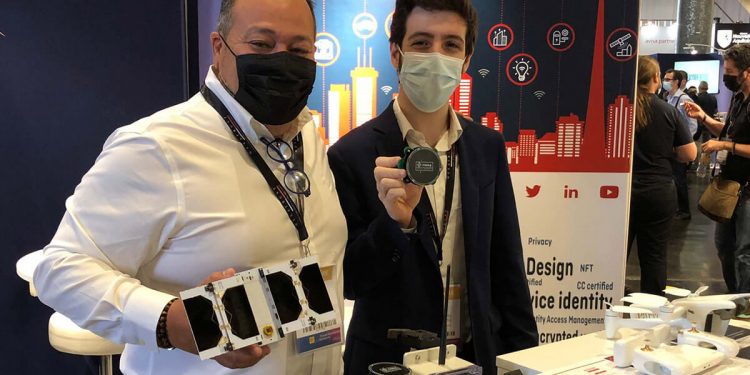 FOSSA Systems y WISeKey presentan WISeSAT en el FIC 2021 para brindar conectividad mediante satélites
