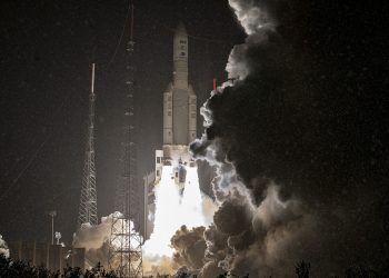 Arianespace lanzó los satélites de telecomunicaciones, SES-17 y Syracuse-4A