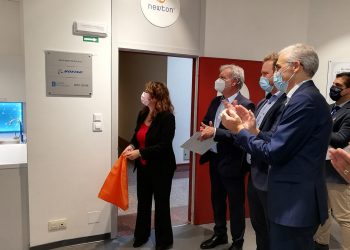 Inaugurada en Orense el Aula Newton de Boeing y First Scandinavia