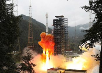 China lanzó el satélite Shijian-21 a la órbita programada