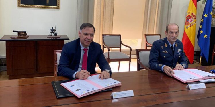 Convenio entre el INTA y el CDTI para desarrollar una Plataforma Aérea de Investigación