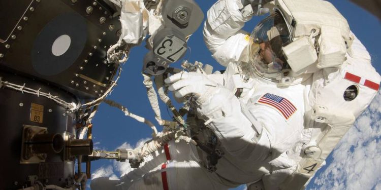 Caminata espacial
