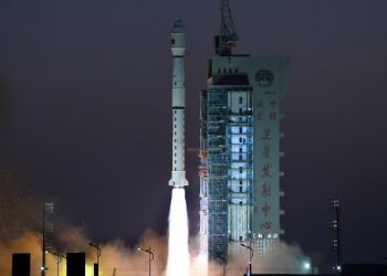 China lanzó este martes un nuevo satélite de observación de la Tierra