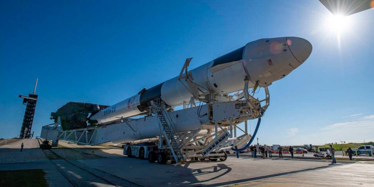 La Nasa prepara el lanzamiento a la ISS de la nave de carga Dragon de SpaceX