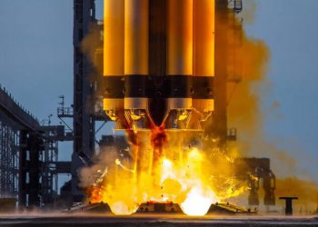 Roscosmos lanzará en diciembre las naves espaciales Express AMU-3 y Express AMU-7