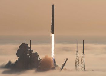 SpaceX lanzó su Falcon 9 con 53 satélites Starlink