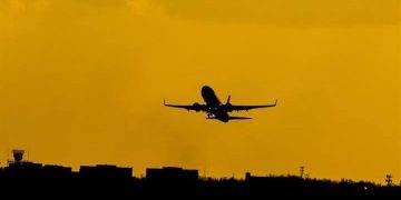 Avión
