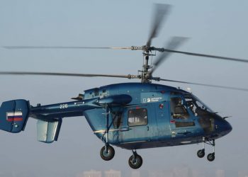 El helicóptero ligero Ka-226T modernizado realizó su primer vuelo circular