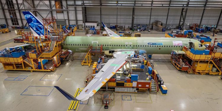 El primer avión de prueba A321XLR se somete al ensamblaje final