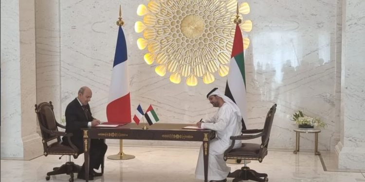 Francia vende a los EAU 80 aviones Rafale