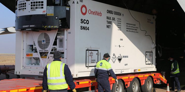 Un nuevo lote de 36 satélites OneWeb llegó a Baikonur para su lanzamiento