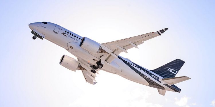 Comlux recibió el primer ACJ TwoTwenty para completar su cabina