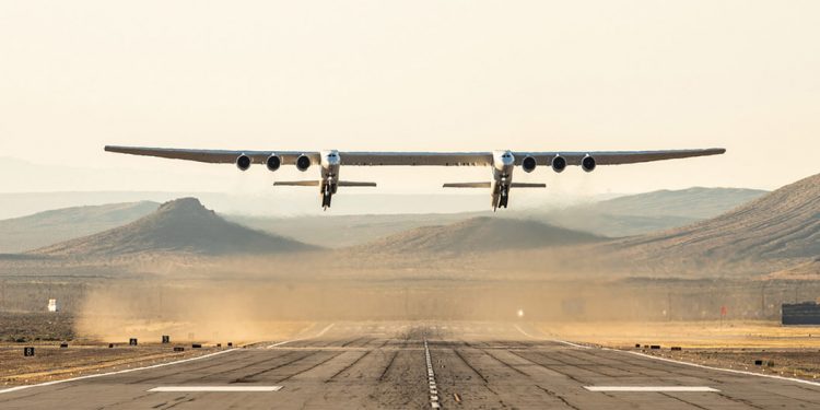 El avión Roc de Stratolaunch realizó la tercera prueba de vuelo