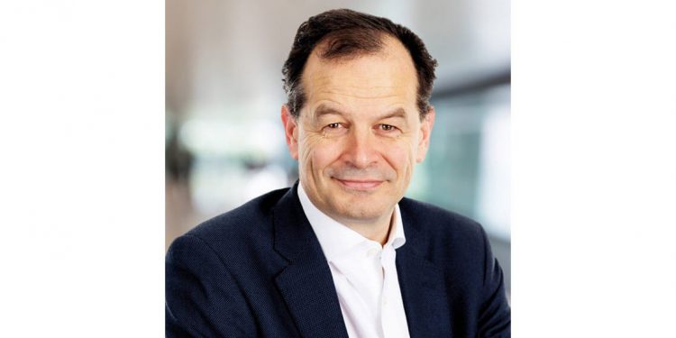 Nicholas Cadbury, nuevo director financiero de IAG