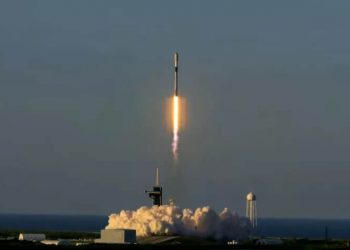 SpaceX lanzó al espacio 49 satélites Starlink